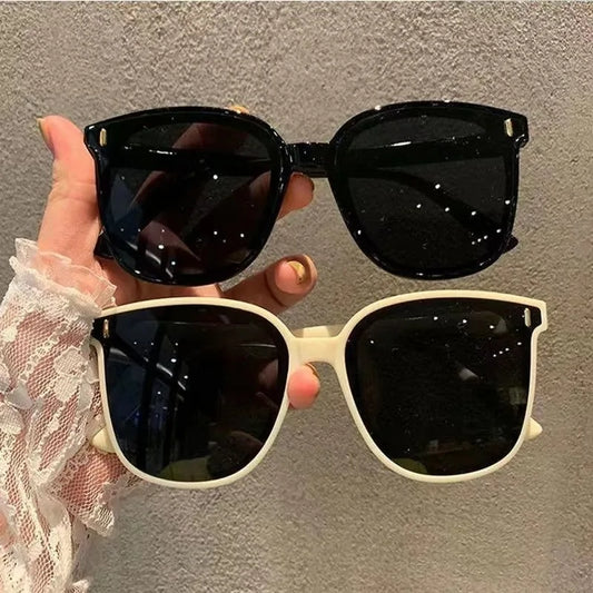 Exquisite Large Frame Sunglasses