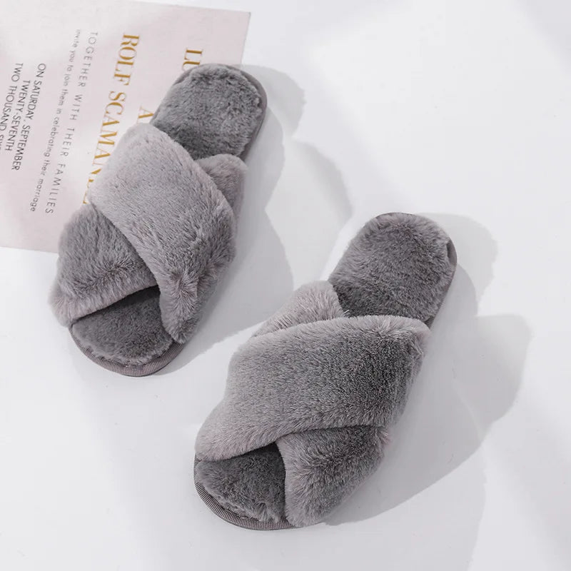 Faux Fur Woman Slippers